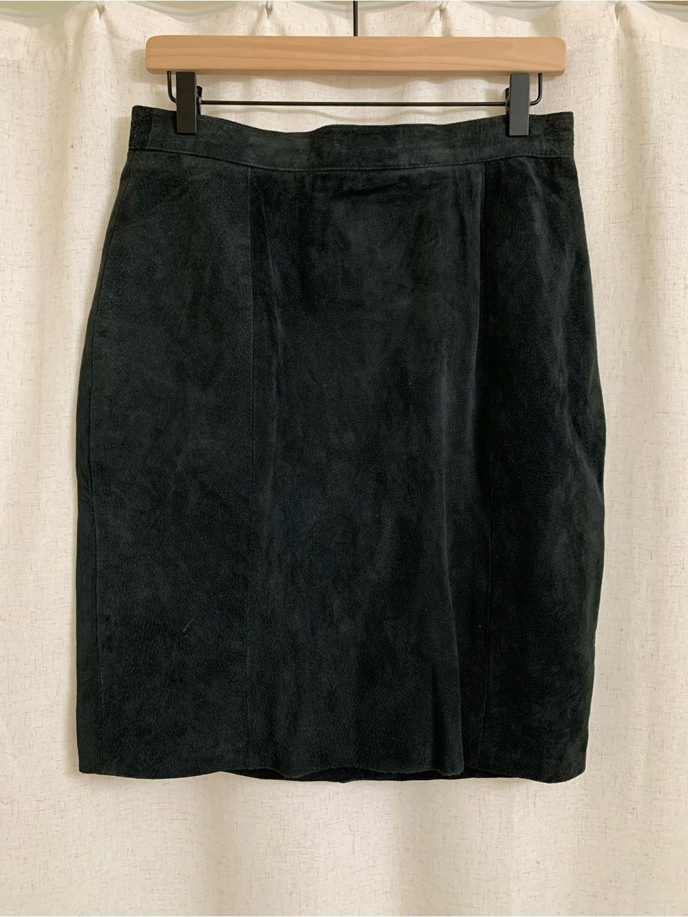 G-III Leather Fashions USA 1980’s Classic Black Leather Pencil Skirt Lined 11-12